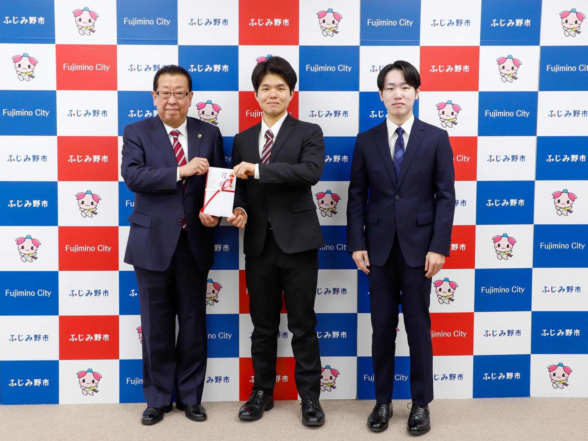 051227文京学院大学マッスルプロジェクト寄附受領