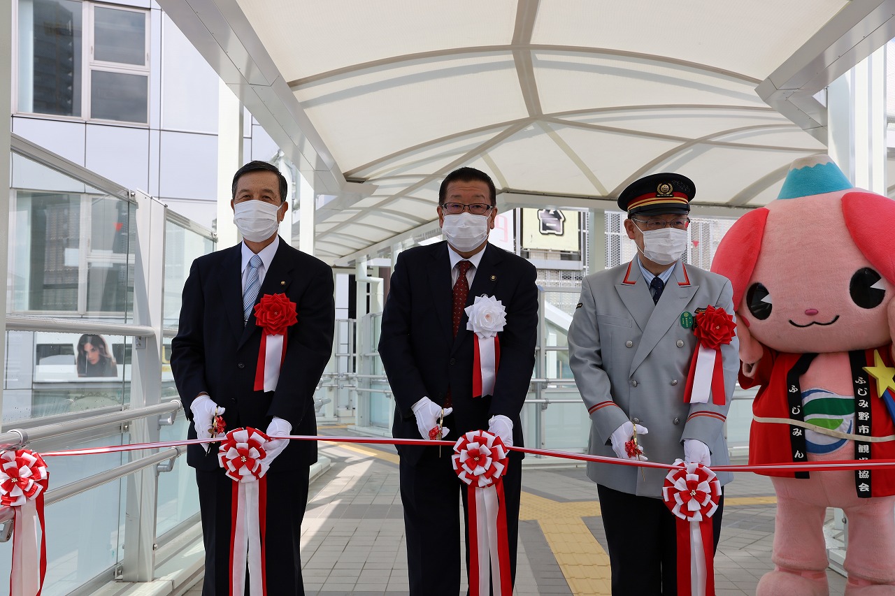 上福岡駅東口歩道橋3