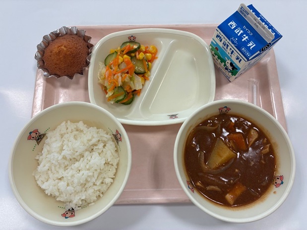 給食の写真