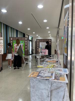 パネル展