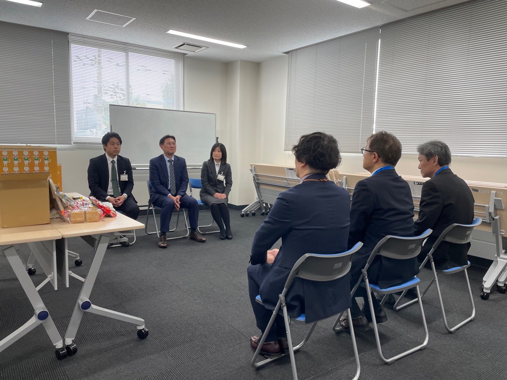 令和7年4月11日 埼玉りそな銀行様 贈呈式