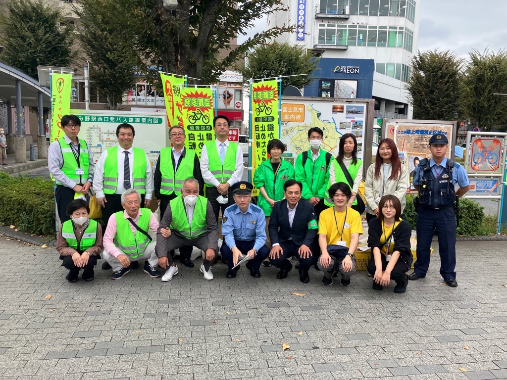 キャンペーン参加者の集合写真