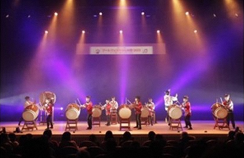 アートフェスタ2025_0125_ホール_大井みほの太鼓の会_1