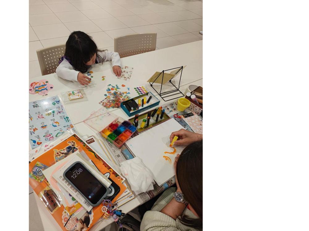 花文字体験の様子