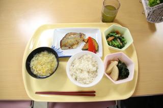 女子栄養大学の学食の写真
