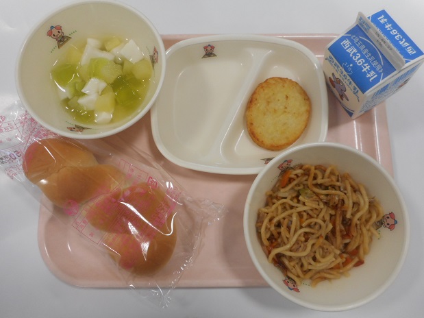 給食の写真