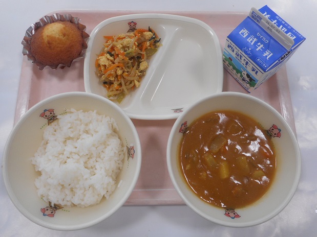 給食の写真